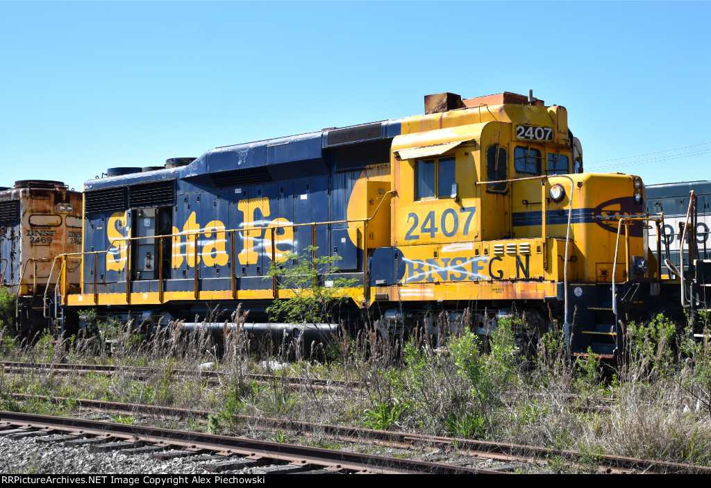 BNSF 2407